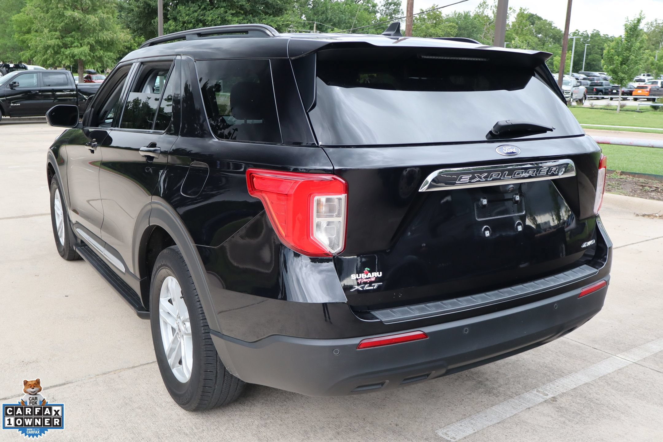 Used 2021 Ford Explorer XLT AWD/4WD image 6