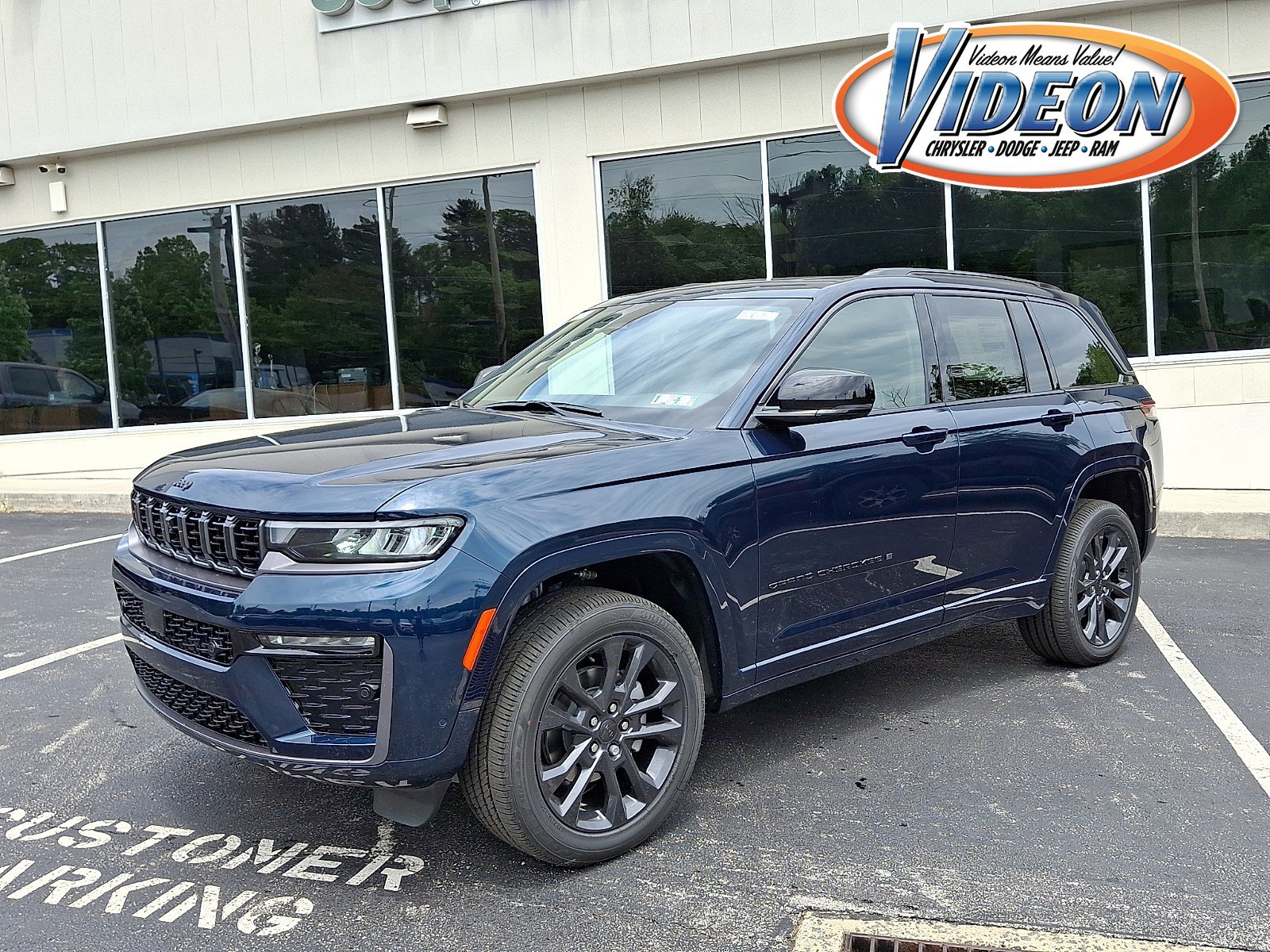 New 2026 Jeep Grand Cherokee Limited AWD/4WD video 1