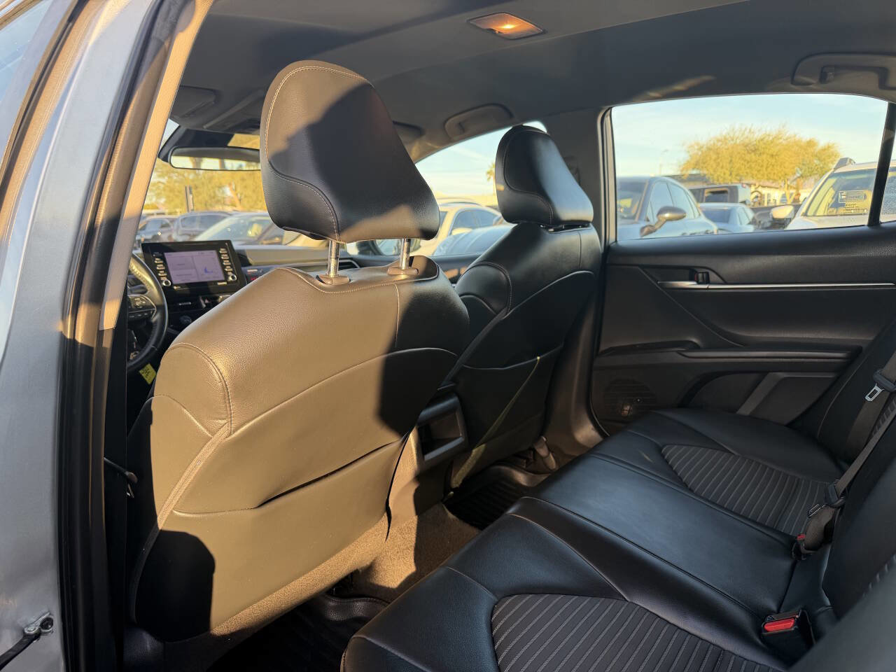 Used 2021 Toyota Camry SE image 25