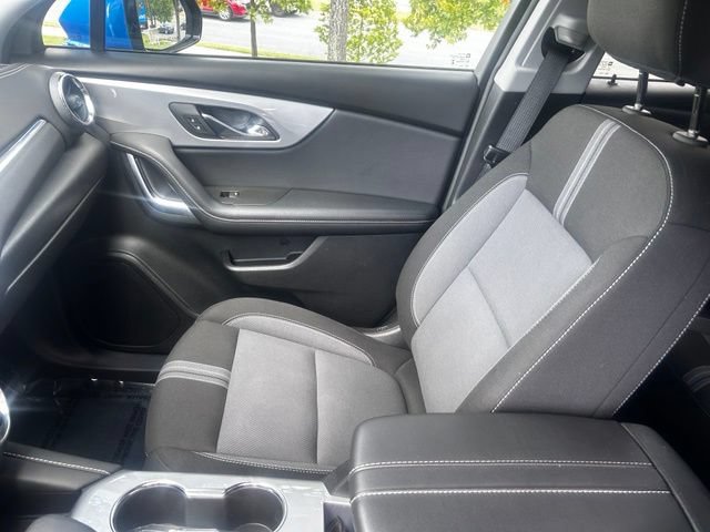 Certified 2025 Chevrolet Blazer LT FWD image 12