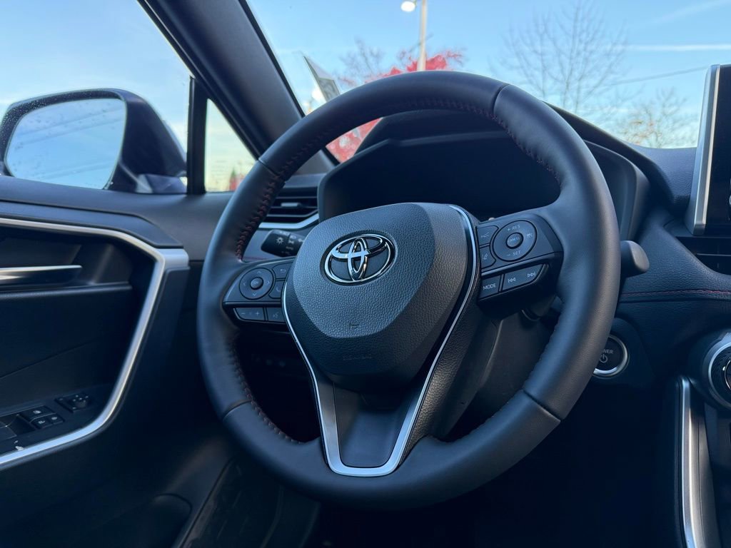Certified 2025 Toyota RAV4 SE image 21