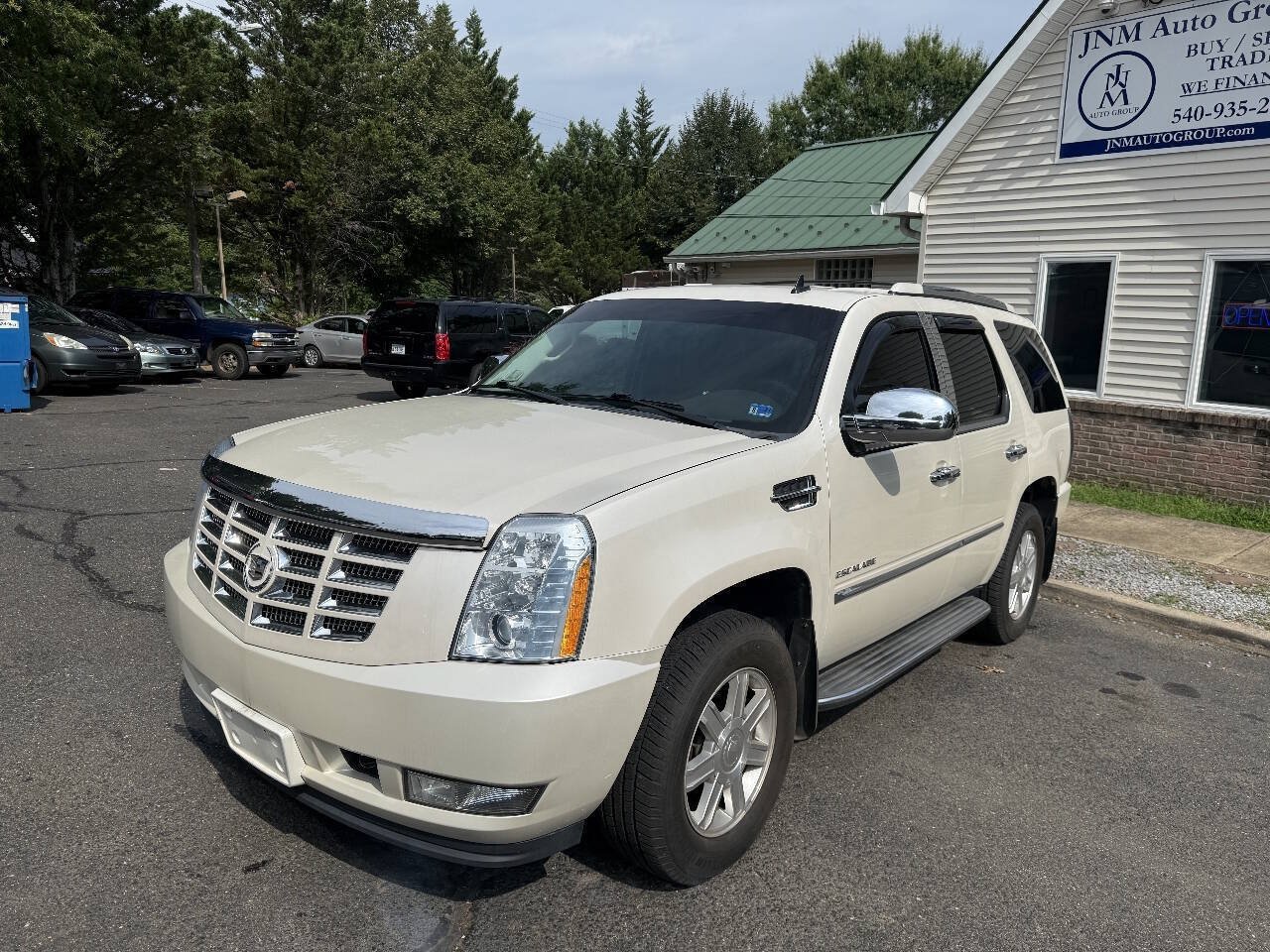 Used 2010 Cadillac Escalade 2WD image 5