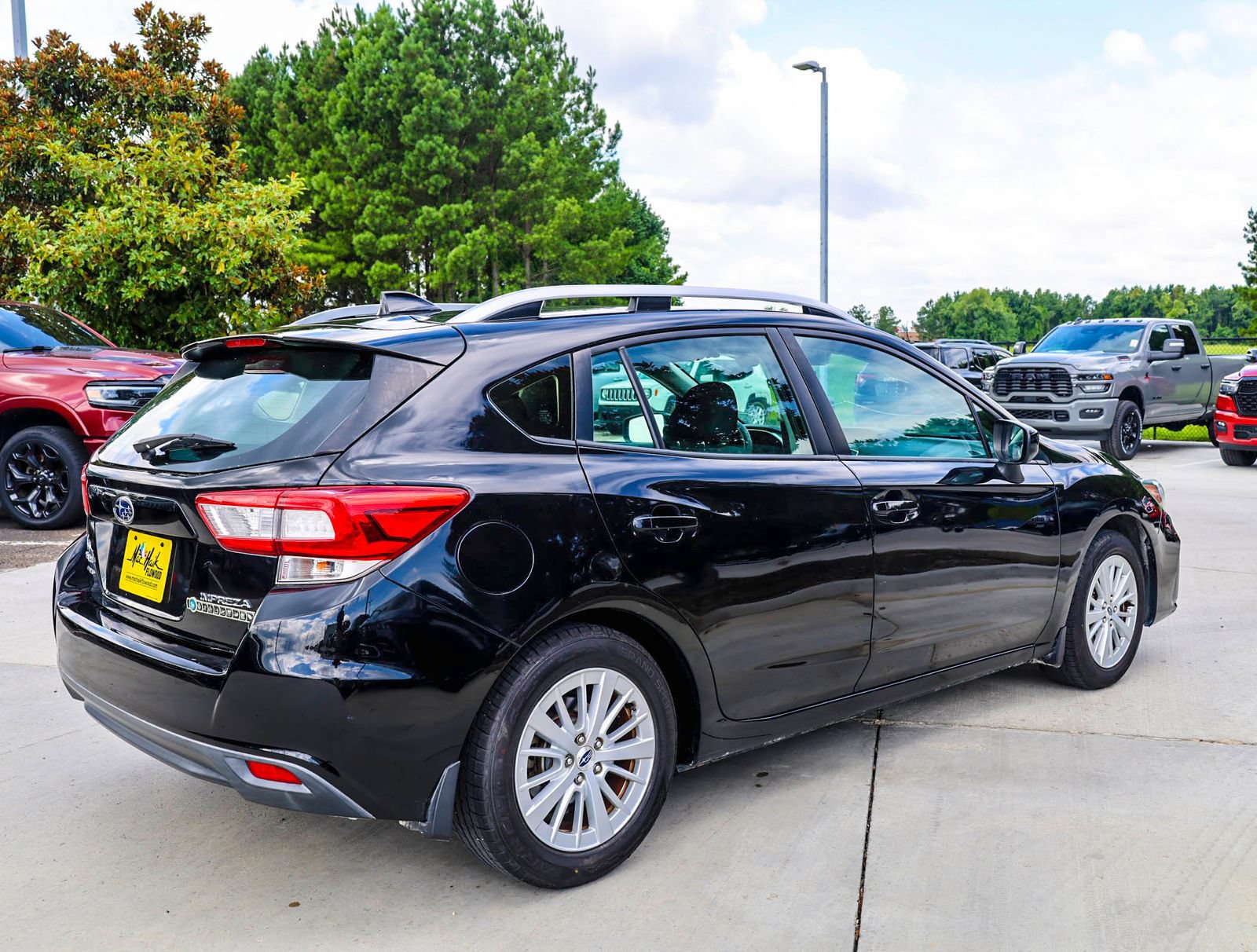 Used 2018 Subaru Impreza 2.0i Premium w/ Eyesight & BSD & Rcta AWD/4WD image 7