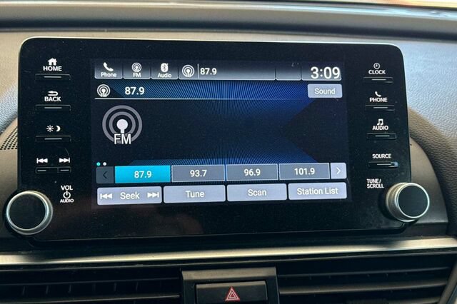 Used 2021 Honda Accord Sport image 18