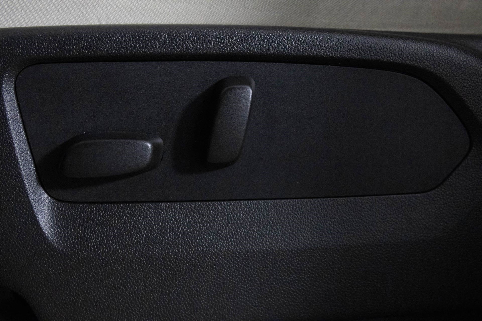 Certified 2023 Buick Envision Avenir image 20