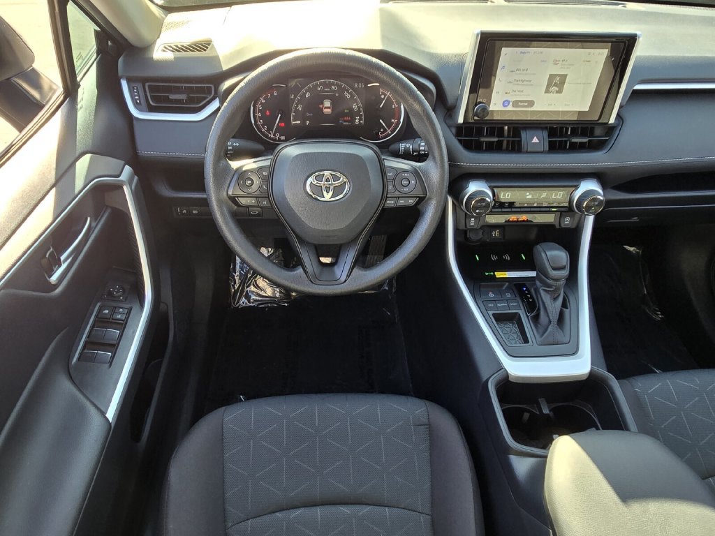 Used 2025 Toyota RAV4 XLE w/ Convenience Package FWD image 12