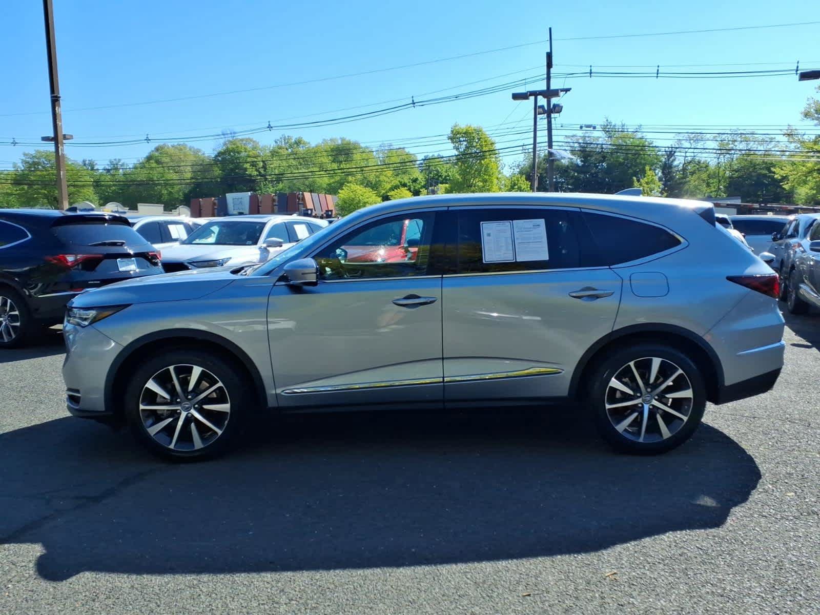 Used 2026 Acura MDX w/ Technology Package AWD/4WD image 4