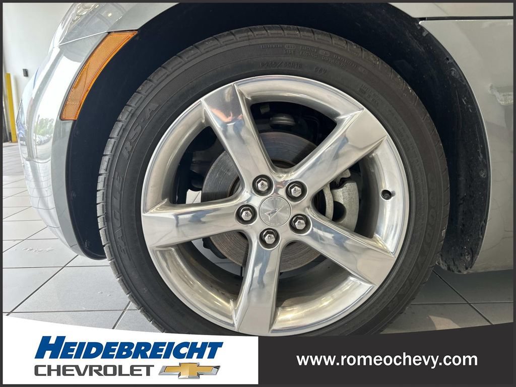 Used 2006 Pontiac Solstice Convertible w/ Premium Package RWD image 7