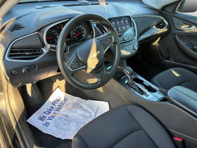 Used 2025 Chevrolet Malibu LT FWD image 15