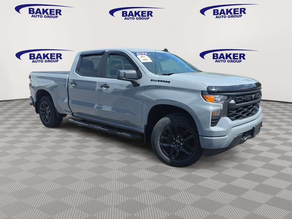 Used 2024 Chevrolet Silverado 1500 Custom AWD/4WD image 3