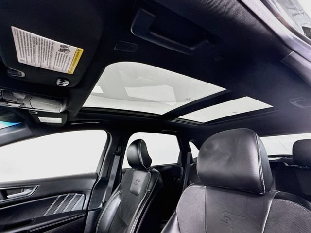 Used 2019 Ford Edge ST w/ Equipment Group 401A AWD/4WD image 23