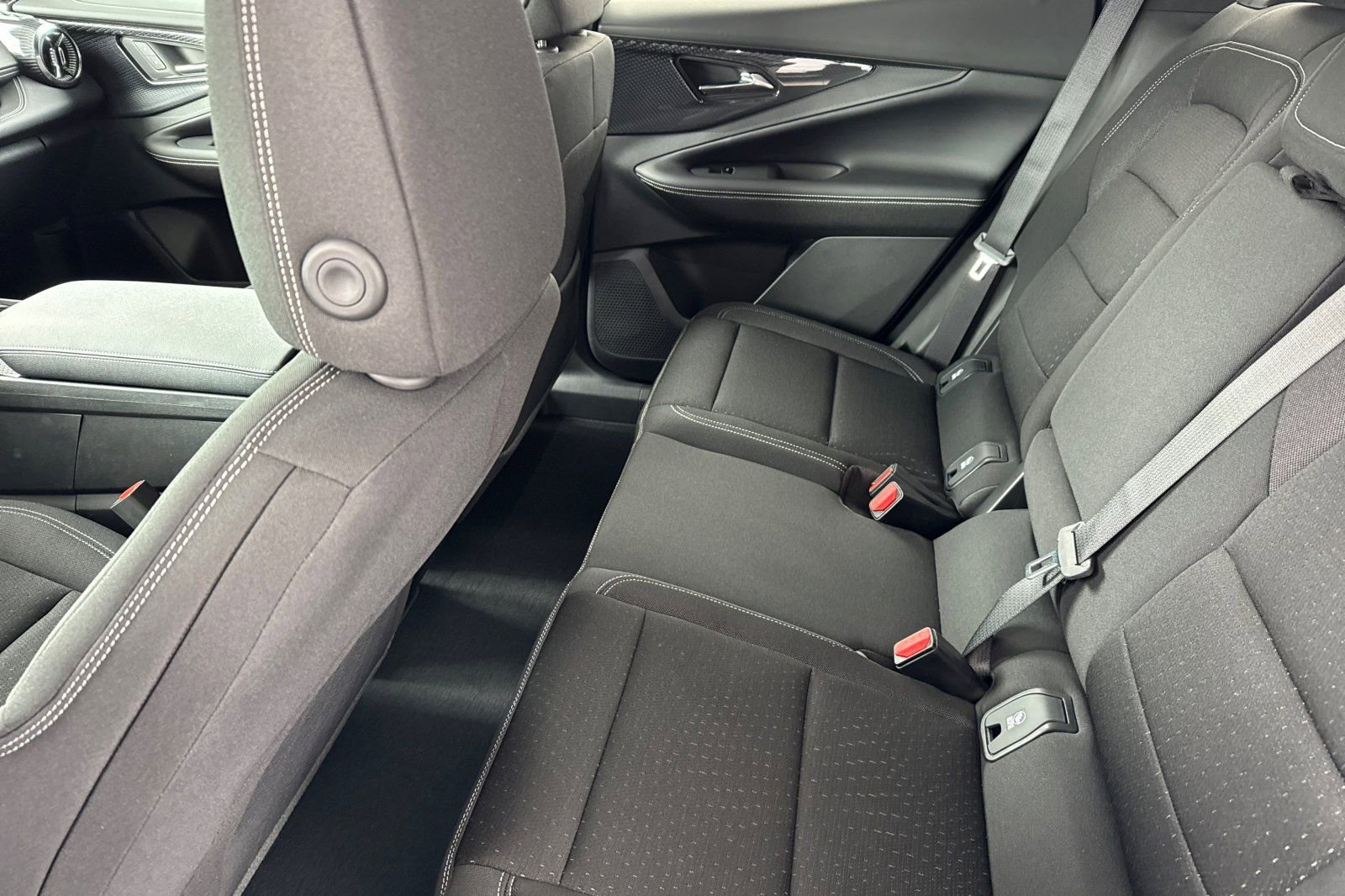 New 2025 Chevrolet Blazer EV LT image 12