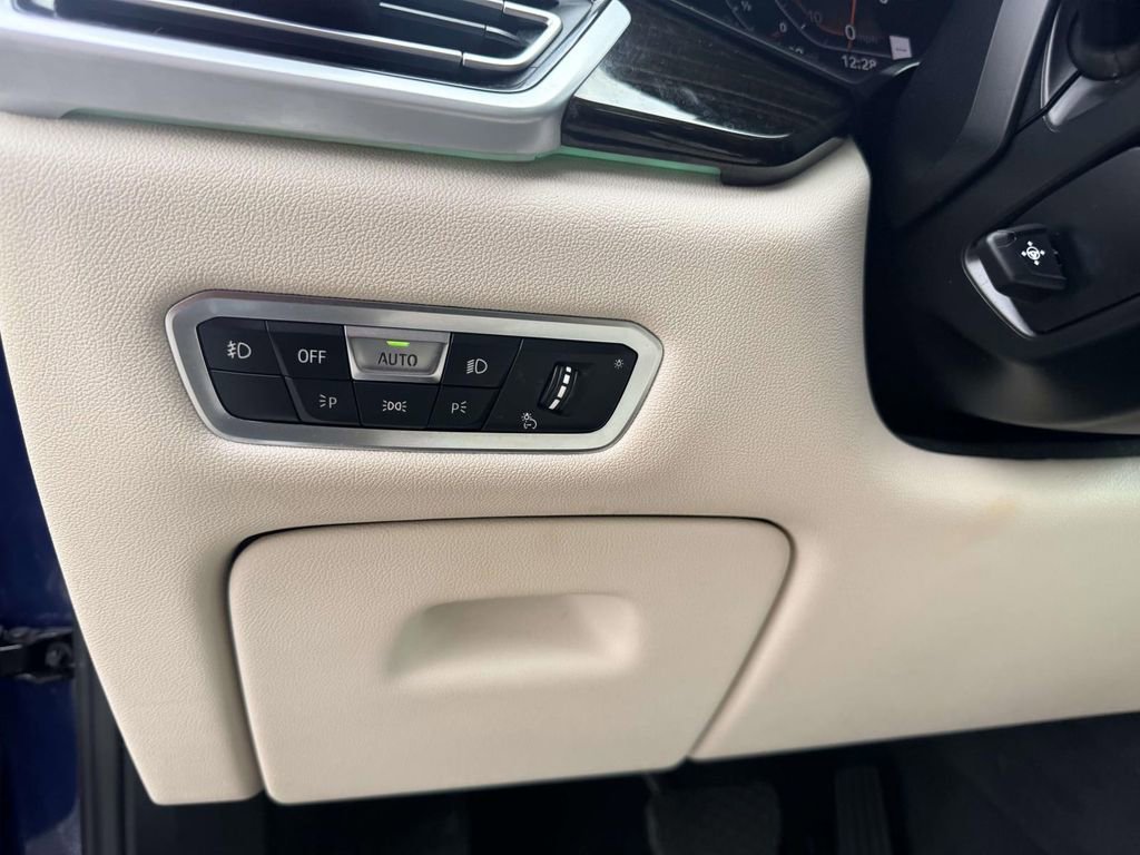 Used 2020 BMW X5 xDrive40i w/ Premium Package image 15