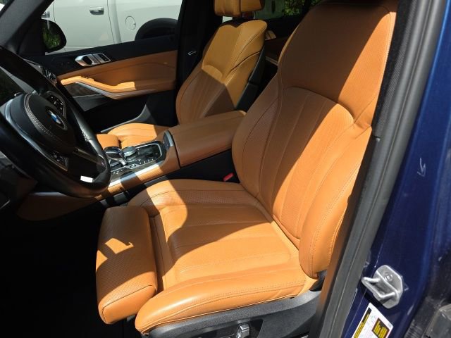 Used 2022 BMW X5 xDrive40i w/ M Sport Package AWD/4WD image 6