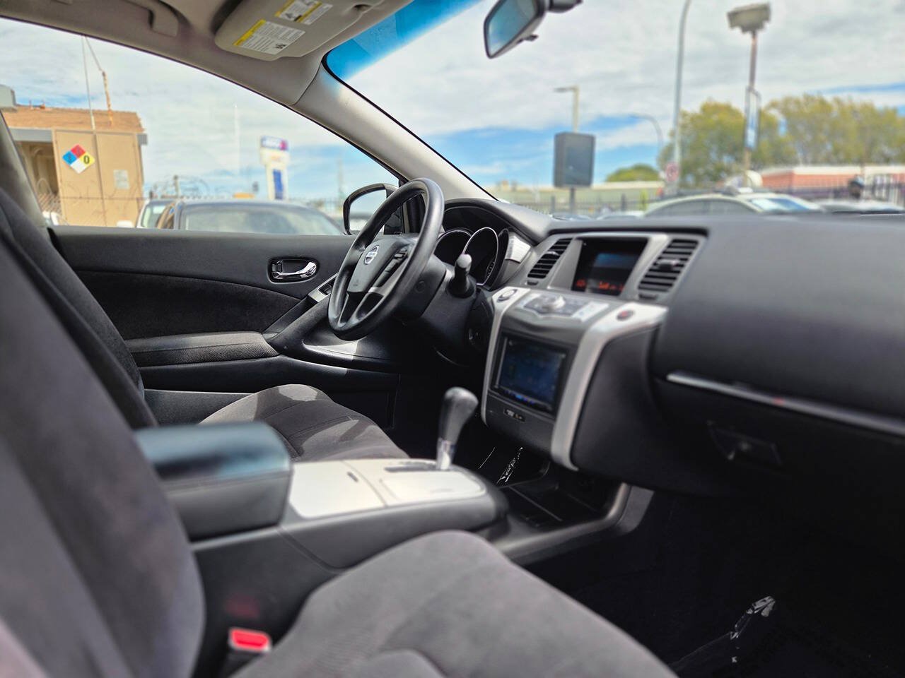 Used 2013 Nissan Murano S FWD image 18