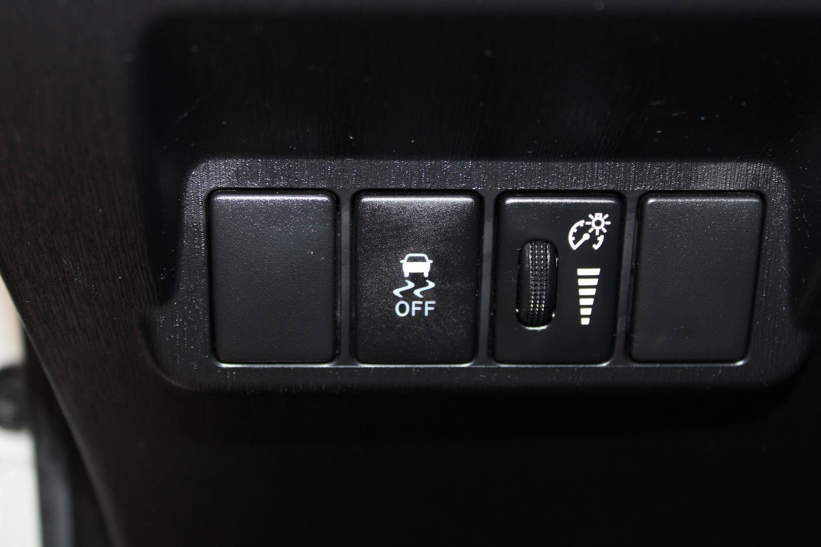 Used 2017 Toyota Prius V Three FWD image 19