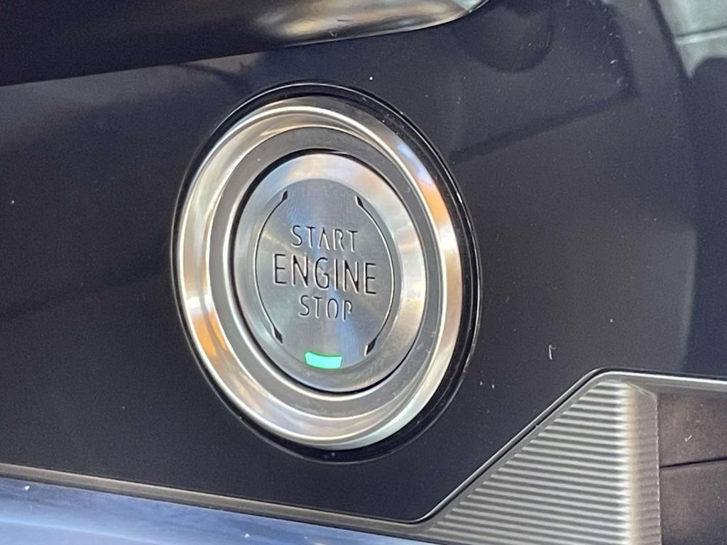 Used 2022 Chevrolet Corvette Stingray Premium Conv w/ 3LT image 25