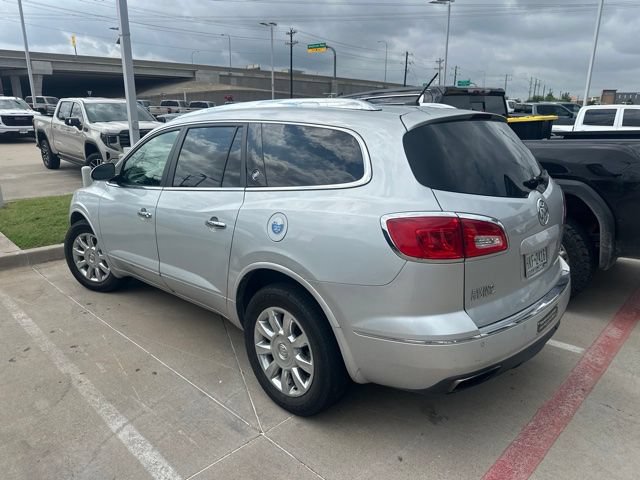 Used 2015 Buick Enclave Leather FWD image 3