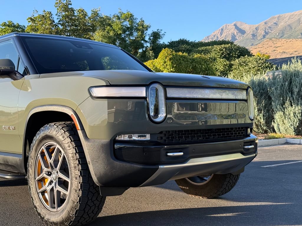 Used 2022 Rivian R1S Launch Edition Quad AWD/4WD image 17