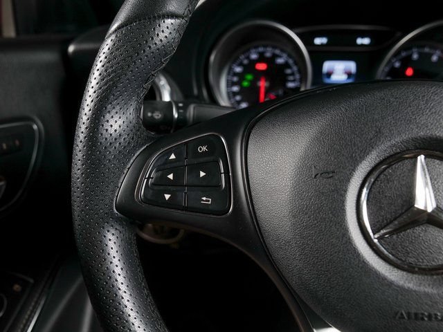 Used 2019 Mercedes-Benz CLA 250 4MATIC image 21