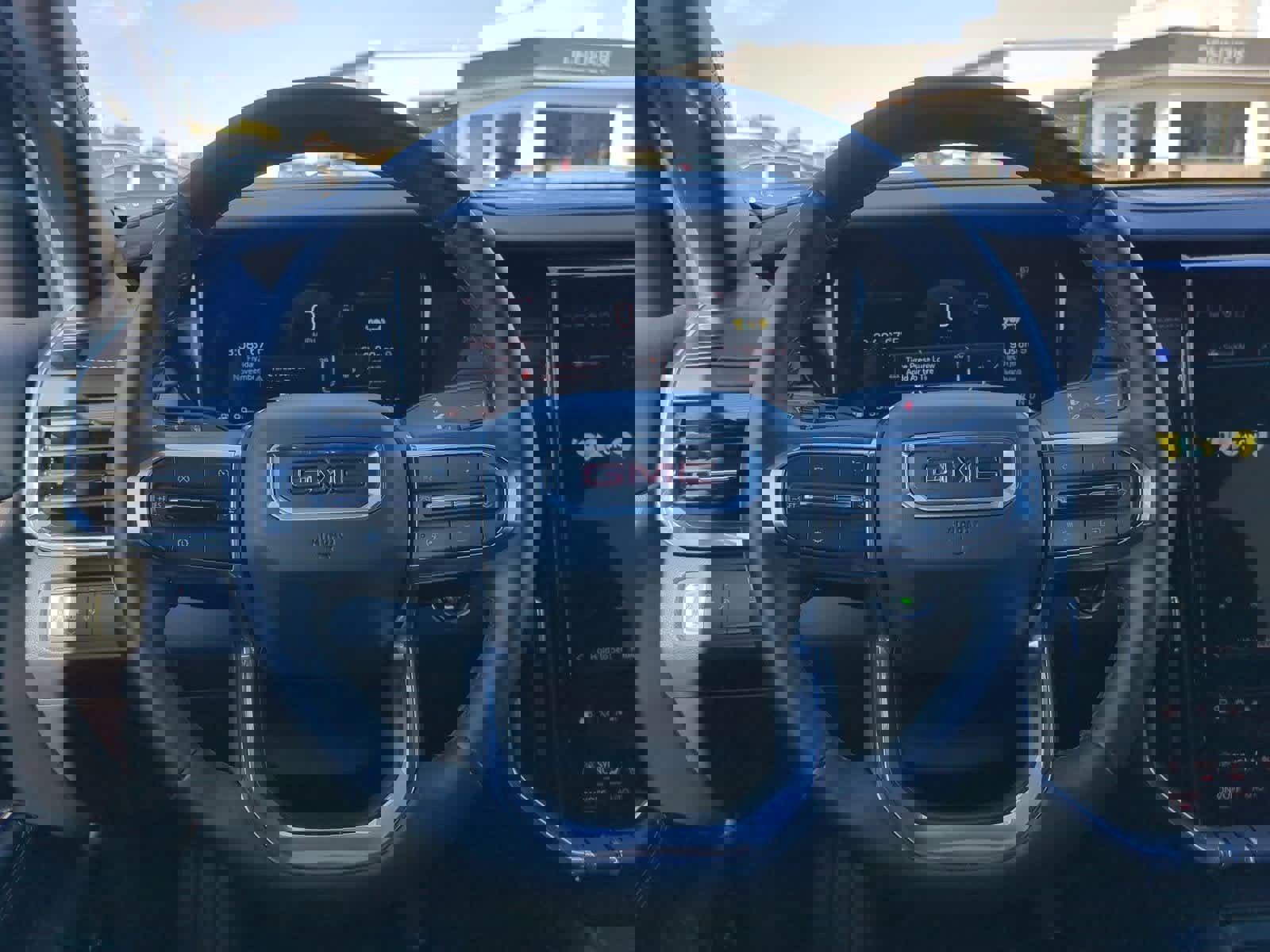 Used 2025 GMC Acadia Elevation image 21