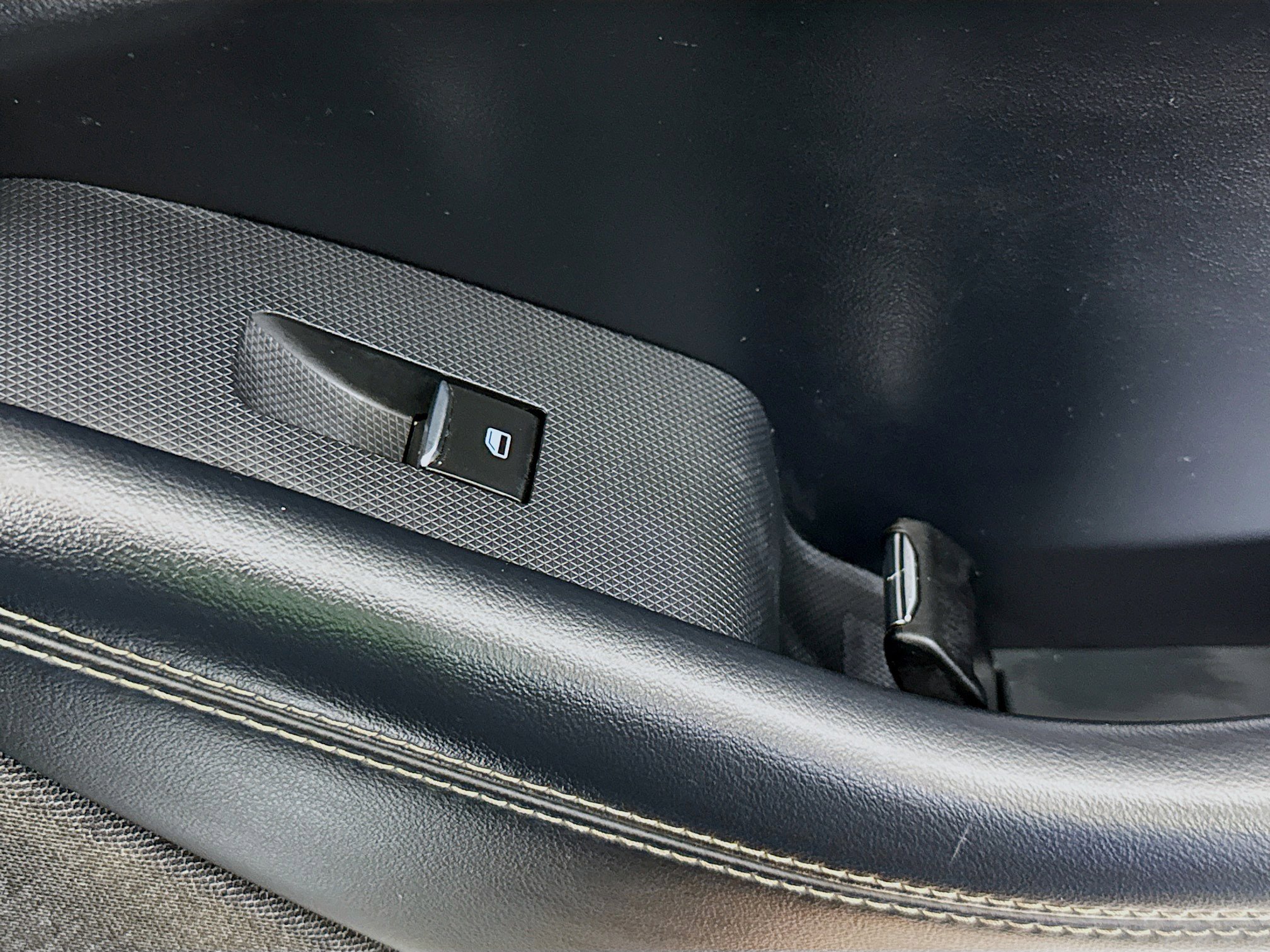 Used 2021 Ford Mustang Mach-E Premium image 30