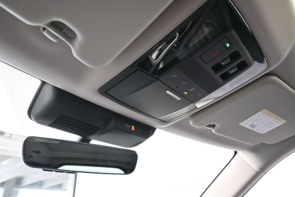 New 2026 Mitsubishi Outlander SE FWD image 29