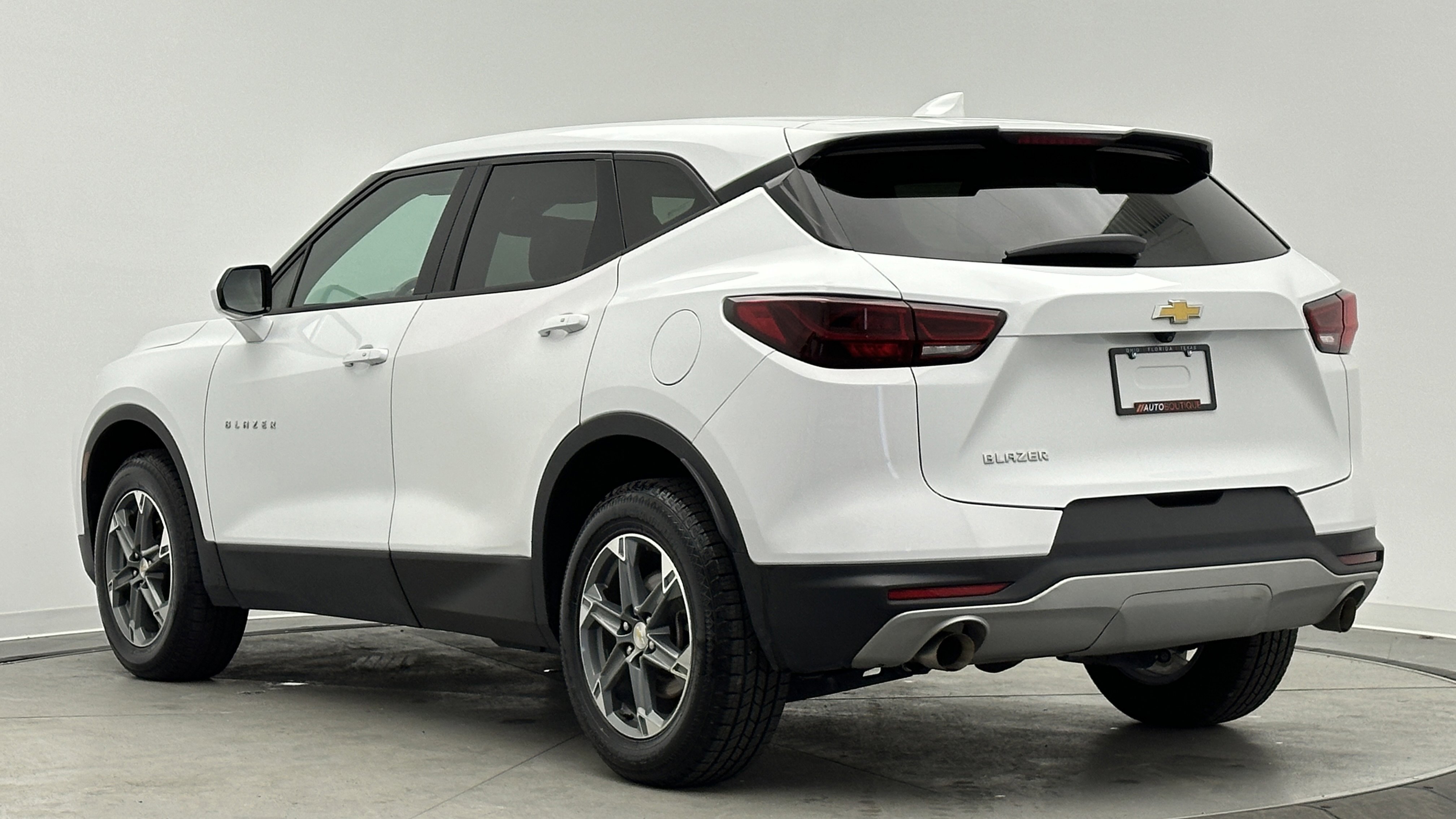 Used 2023 Chevrolet Blazer LT image 5