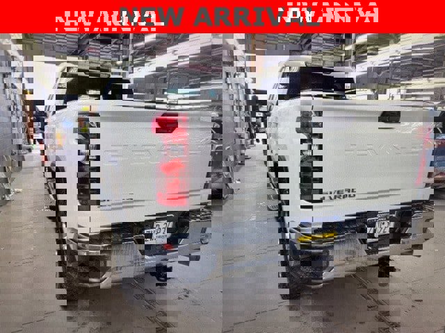 Used 2023 Chevrolet Silverado 2500 LT w/ Convenience Package image 7