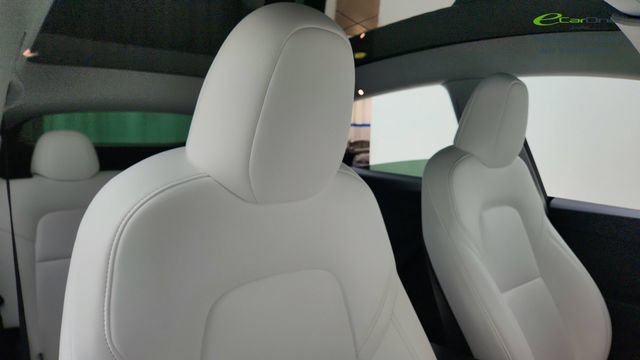 Used 2025 Tesla Model Y Performance AWD/4WD image 21