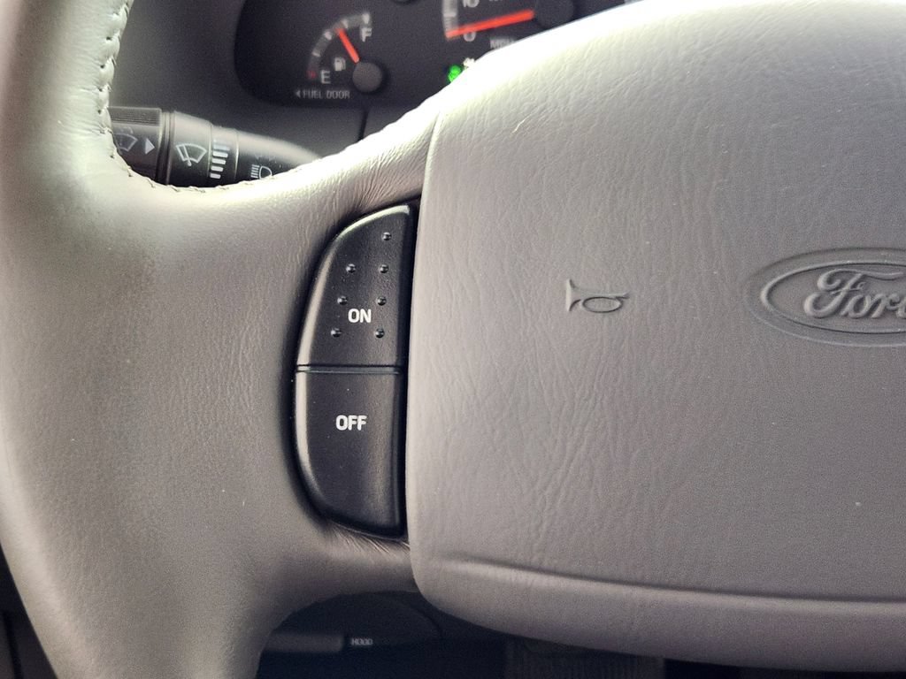 Used 2001 Ford F150 XLT AWD/4WD image 18