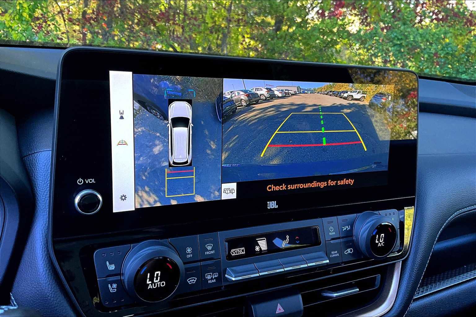 Used 2024 Toyota Grand Highlander AWD Hybrid image 27