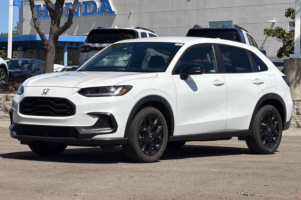 Used 2023 Honda HR-V Sport image 8