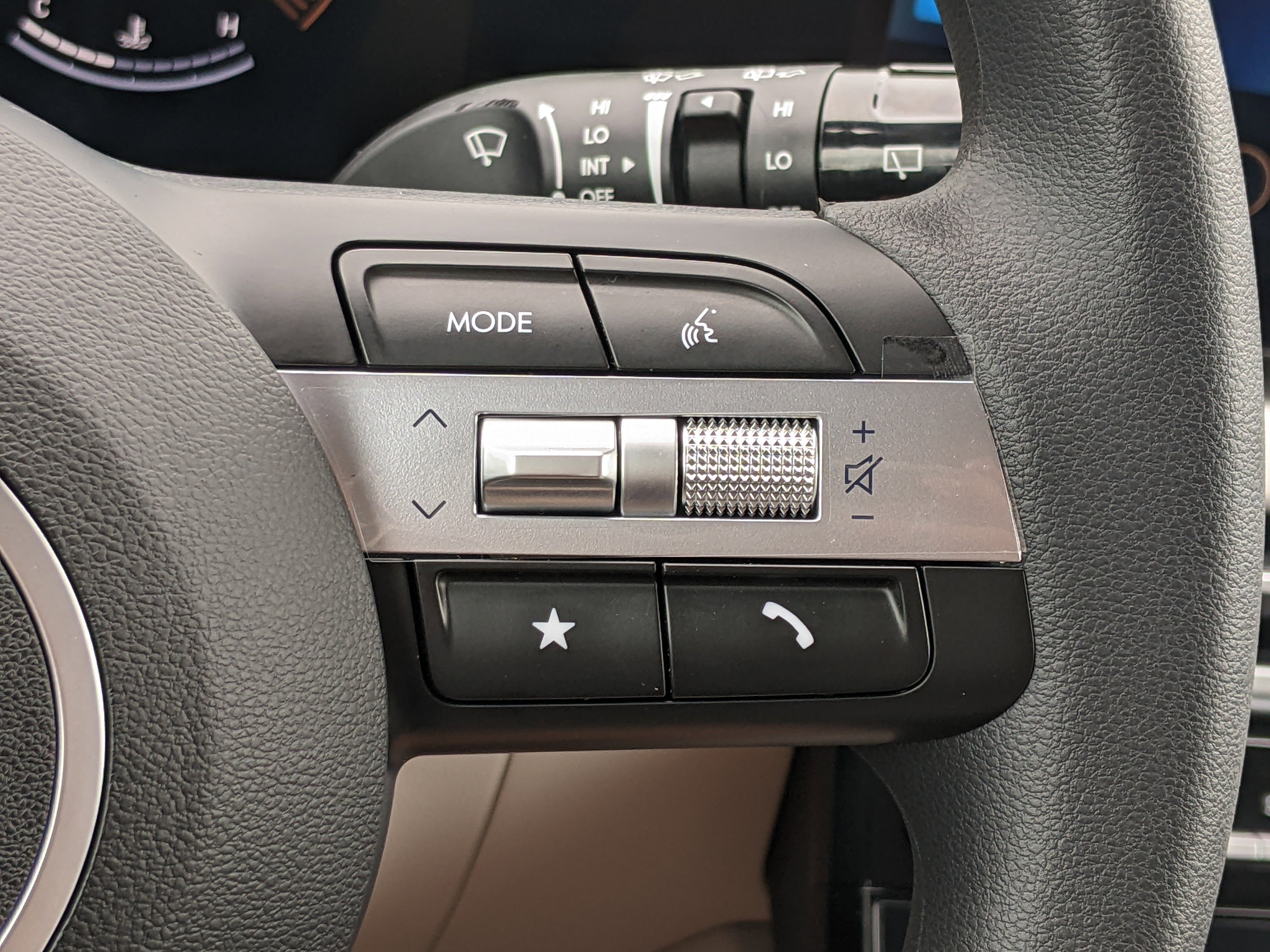 New 2026 Hyundai Tucson SEL image 24