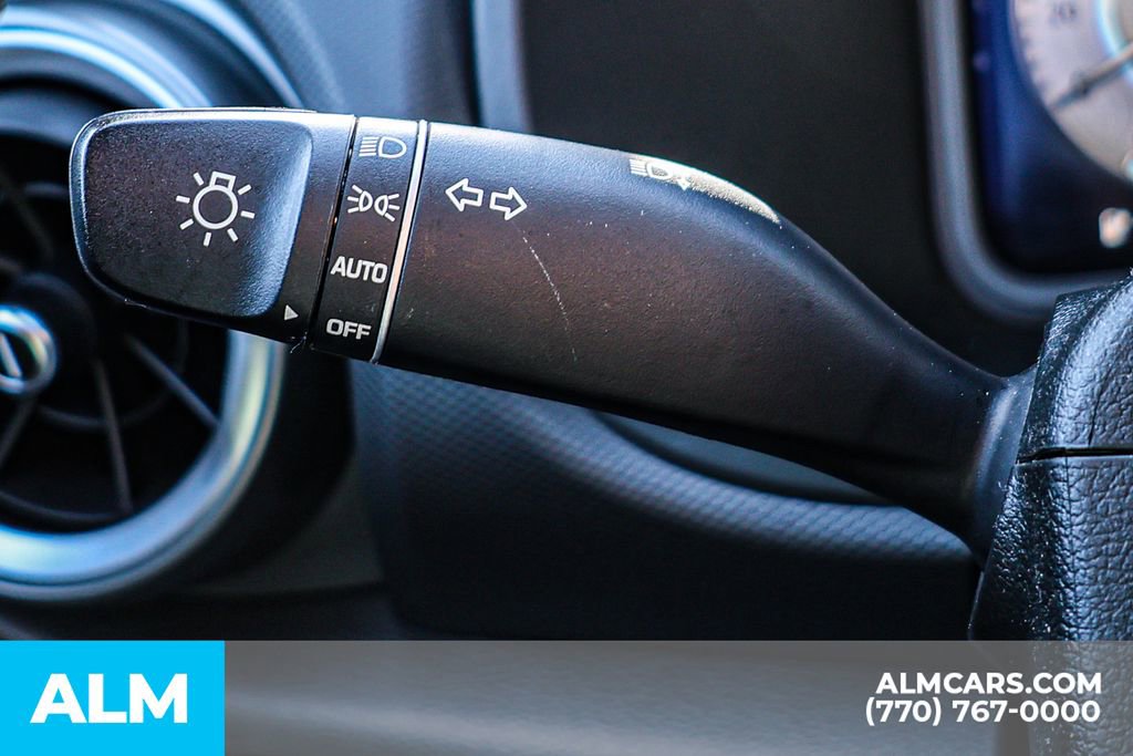 Used 2022 Hyundai Kona SEL w/ Cargo Package image 32