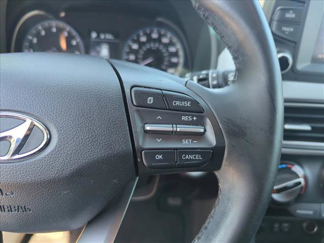 Used 2020 Hyundai Kona SEL FWD image 13