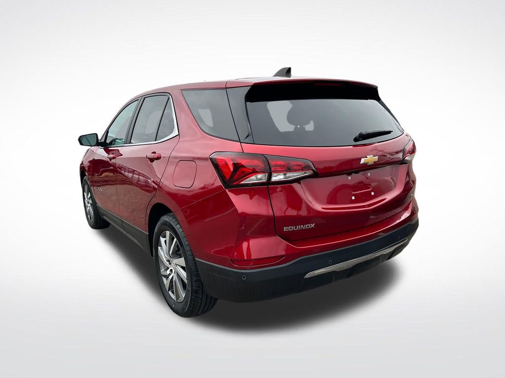 Used 2024 Chevrolet Equinox LT FWD image 3