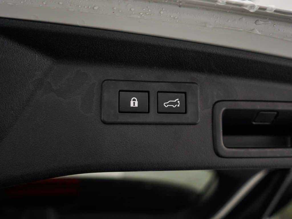 New 2026 Subaru Outback Touring XT image 9