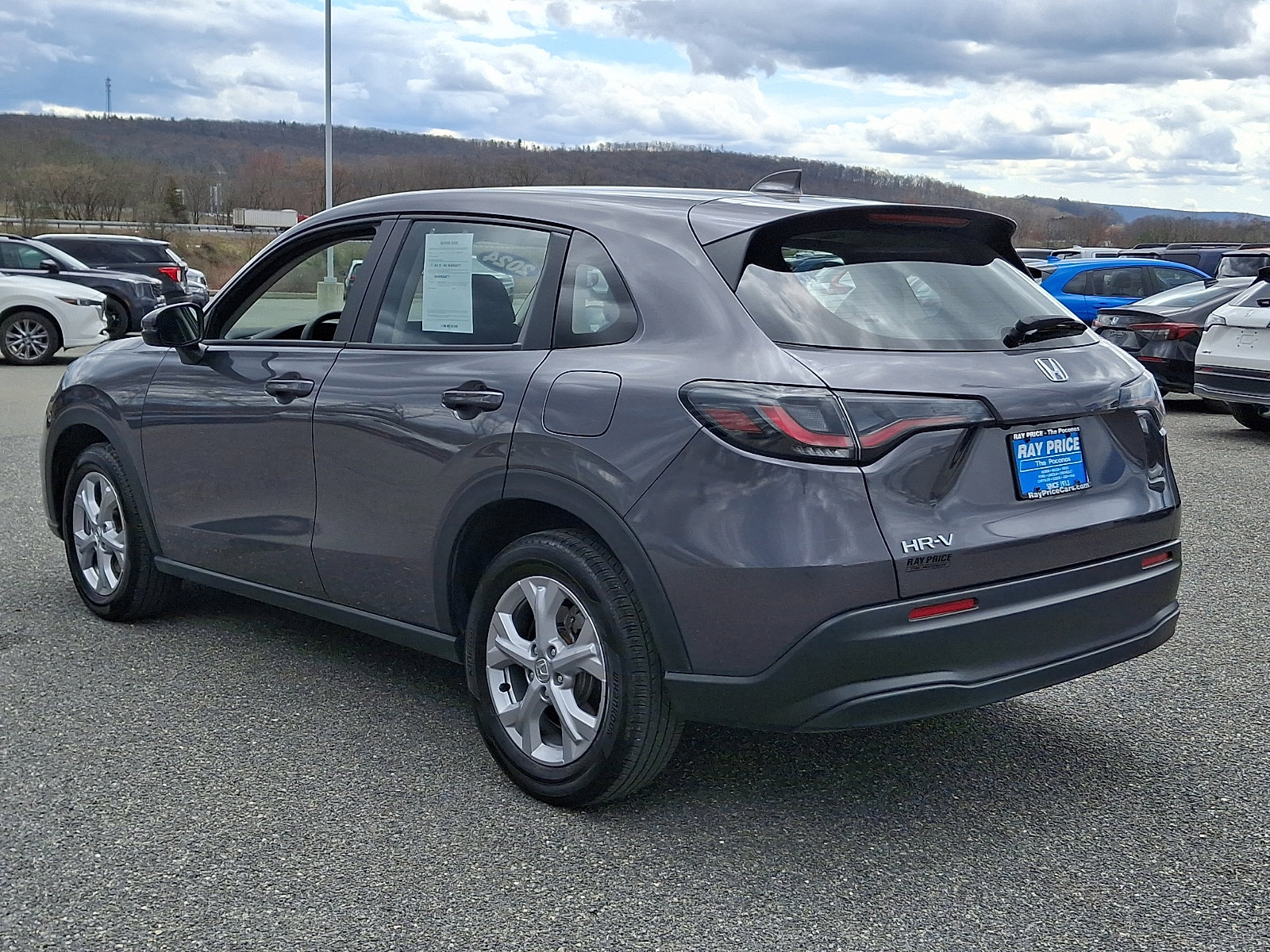 Certified 2024 Honda HR-V LX image 4