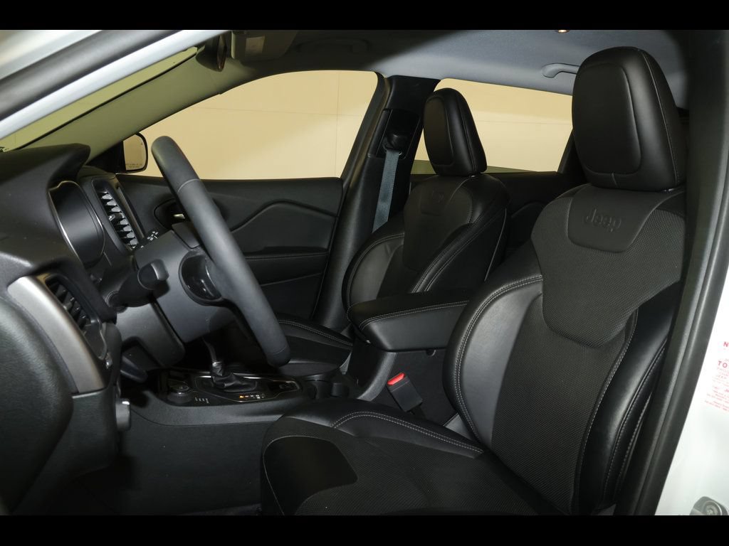 Used 2022 Jeep Cherokee Latitude Lux AWD/4WD image 24