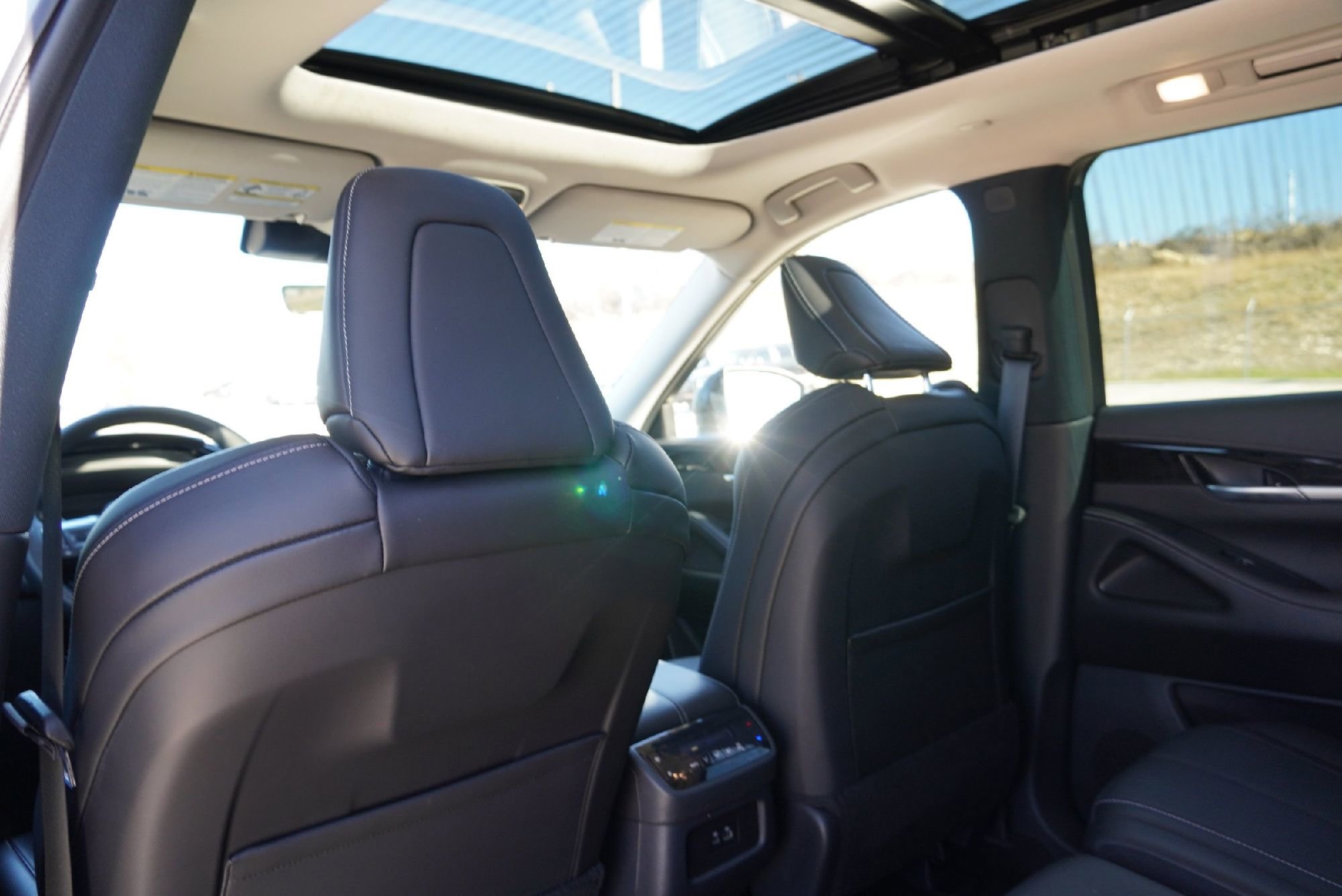 Certified 2025 INFINITI QX60 Pure image 27