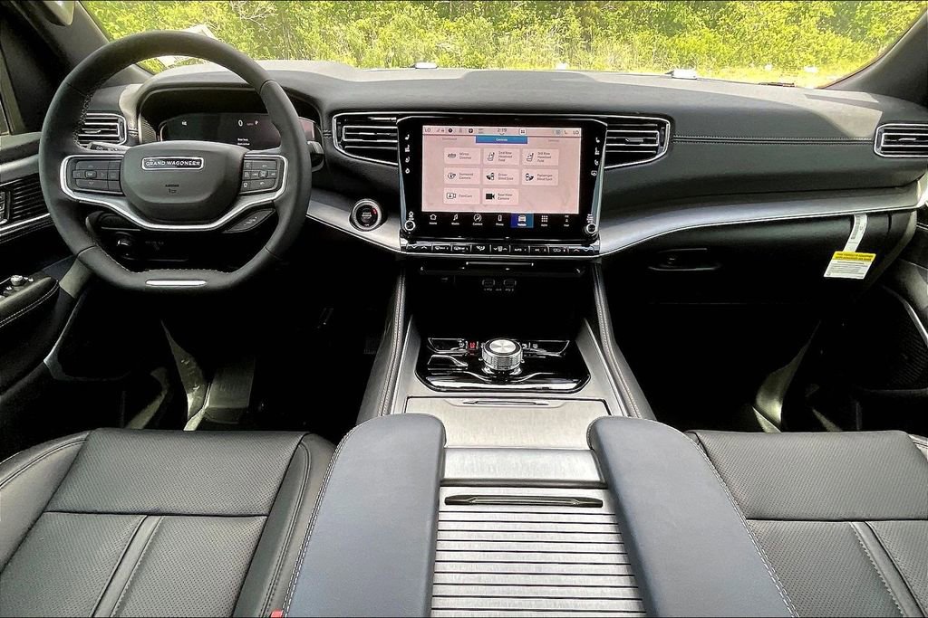New 2026 Jeep Grand Wagoneer L 4WD w/ Premium Group I image 4