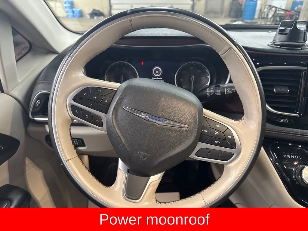 Used 2019 Chrysler Pacifica Limited image 15