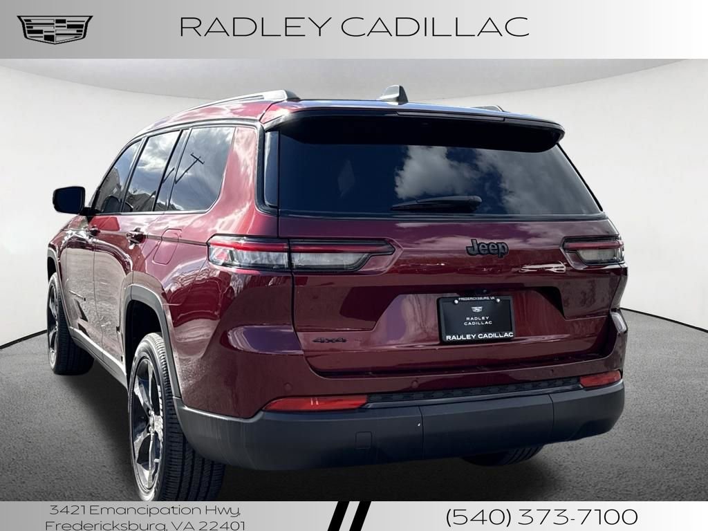 Used 2024 Jeep Grand Cherokee L Altitude AWD/4WD image 19