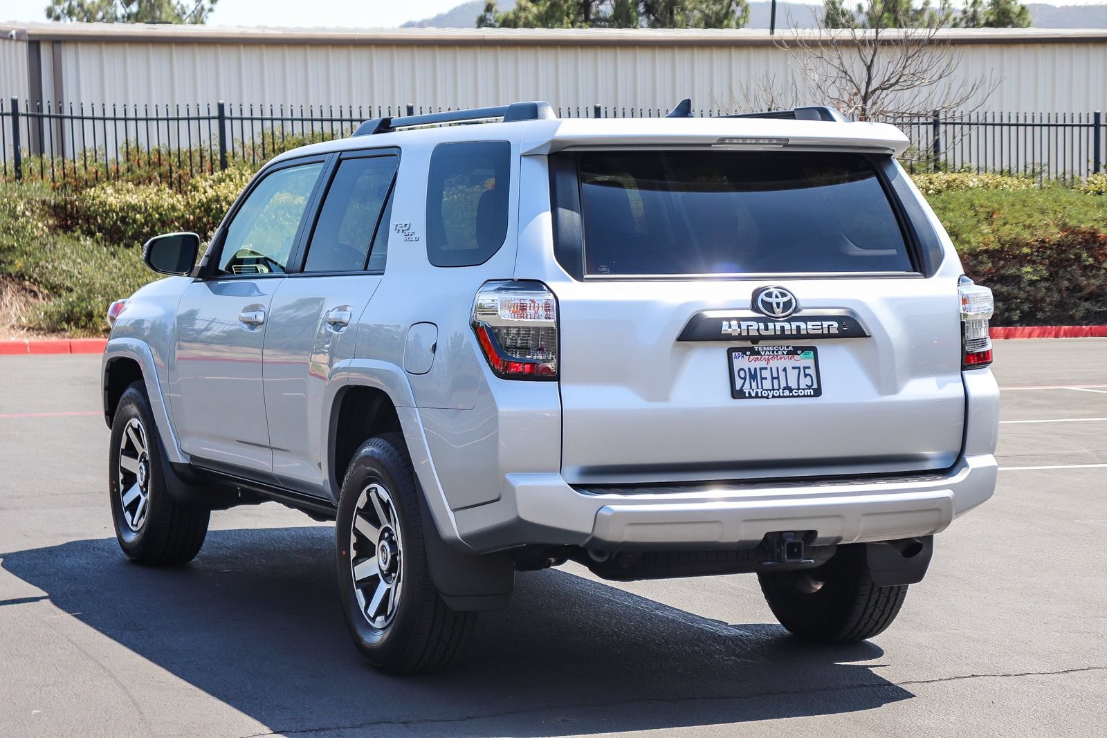 Certified 2023 Toyota 4Runner TRD Off-Road Premium AWD/4WD image 5