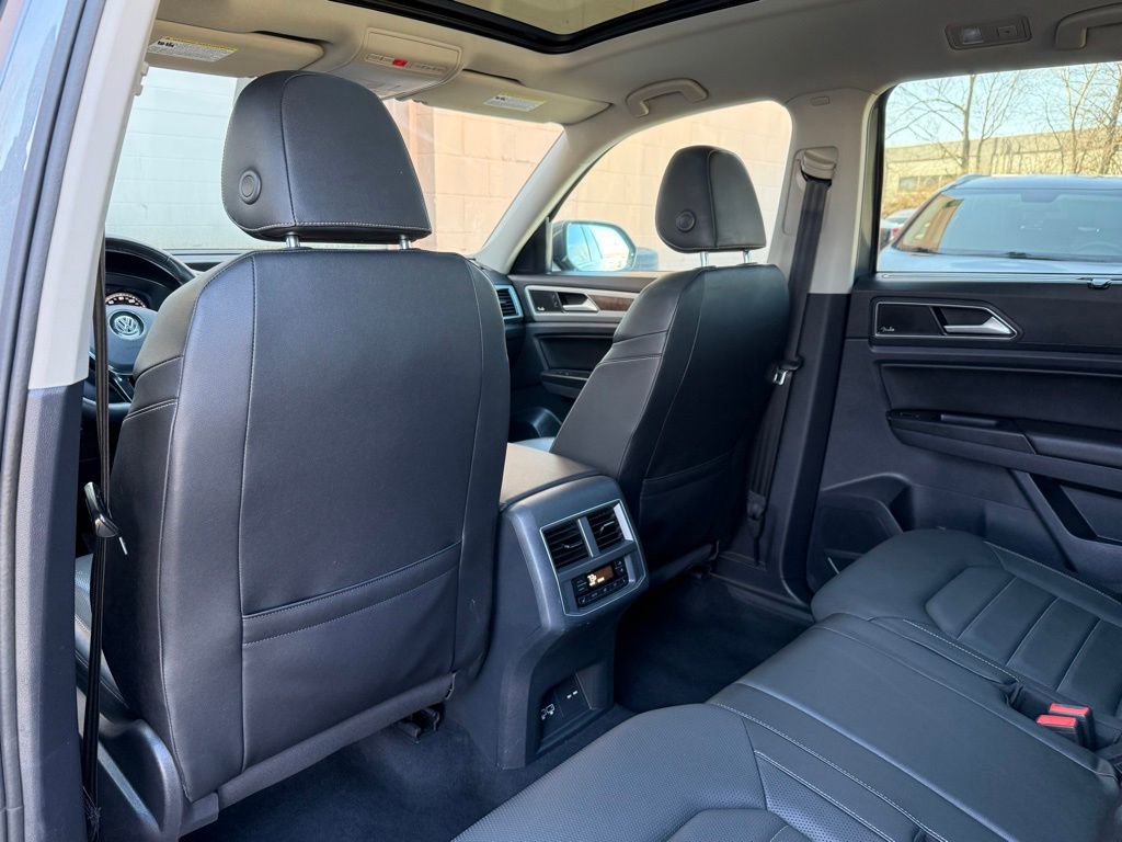 Used 2019 Volkswagen Atlas SEL Premium image 12