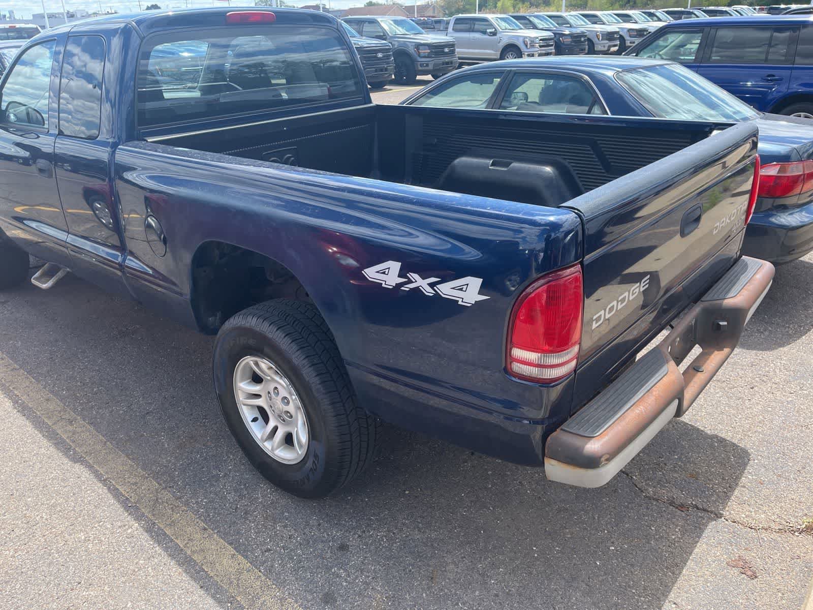 Used 2004 Dodge Dakota 4x4 Club Cab w/ Tire & Handling Group image 9