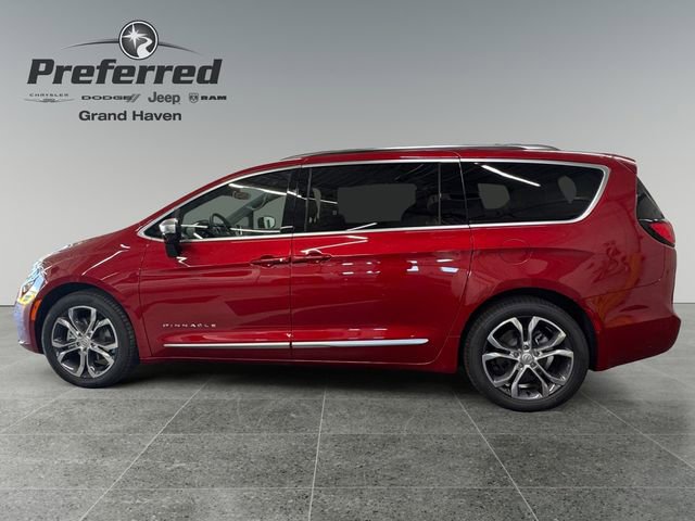 New 2026 Chrysler Pacifica Pinnacle image 2