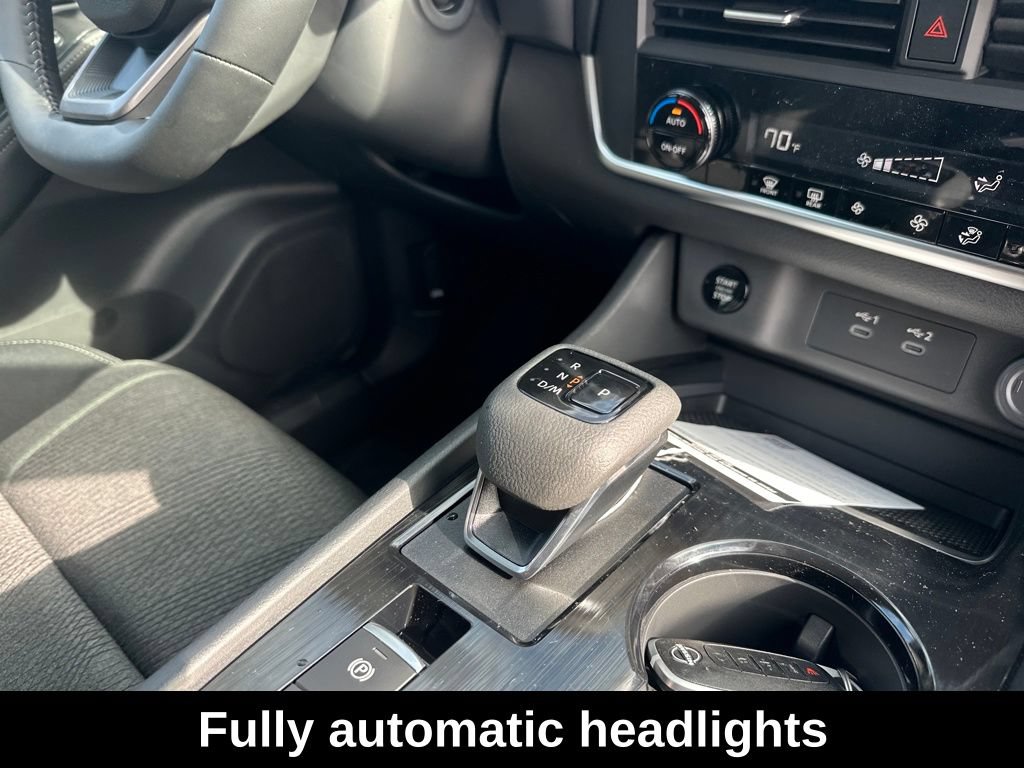 Used 2026 Nissan Rogue SV AWD/4WD image 40