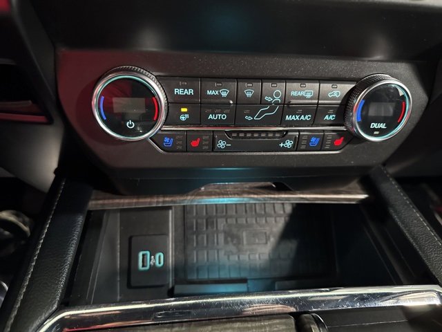 Used 2021 Ford Expedition Limited image 22